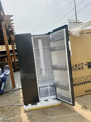 Fresh and Frosty  Samsung Rs57dg4000b4 Side by Side Fridge