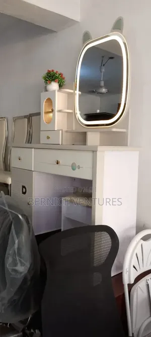 Free Standing Mirrors