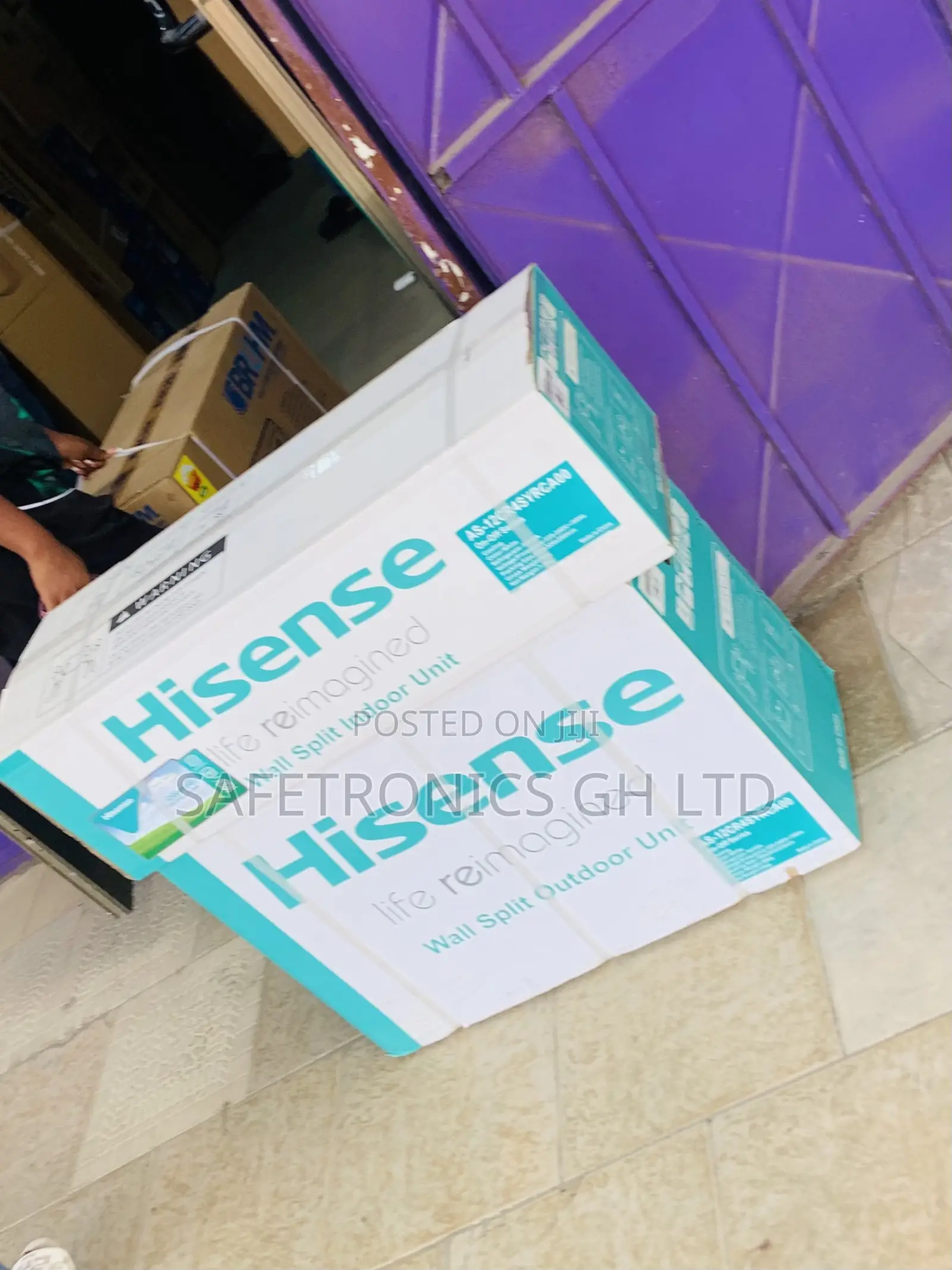 Get Ultracool 1.5 Hp Hisense R410 Gas White Ac