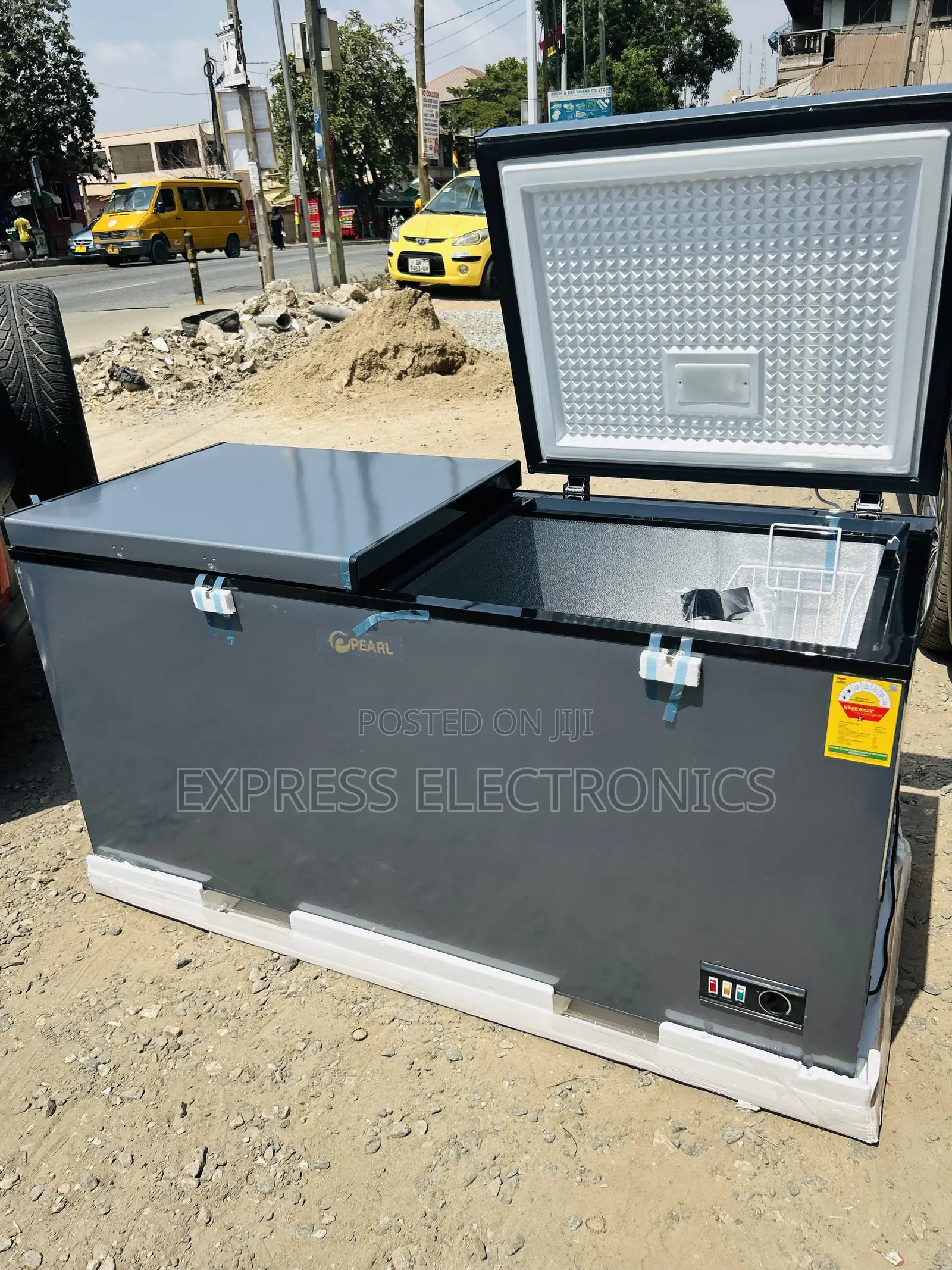 500L Chest Freezer Double Door Pearl PCF-6004-2B 