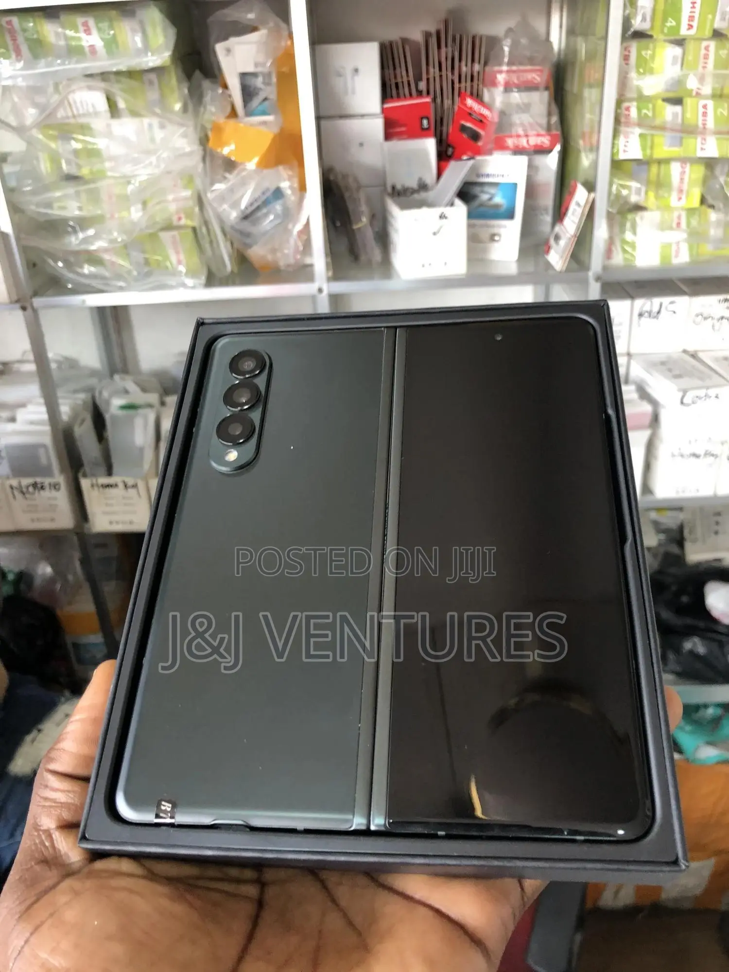 New Samsung Galaxy Z Fold 3 256 GB Black