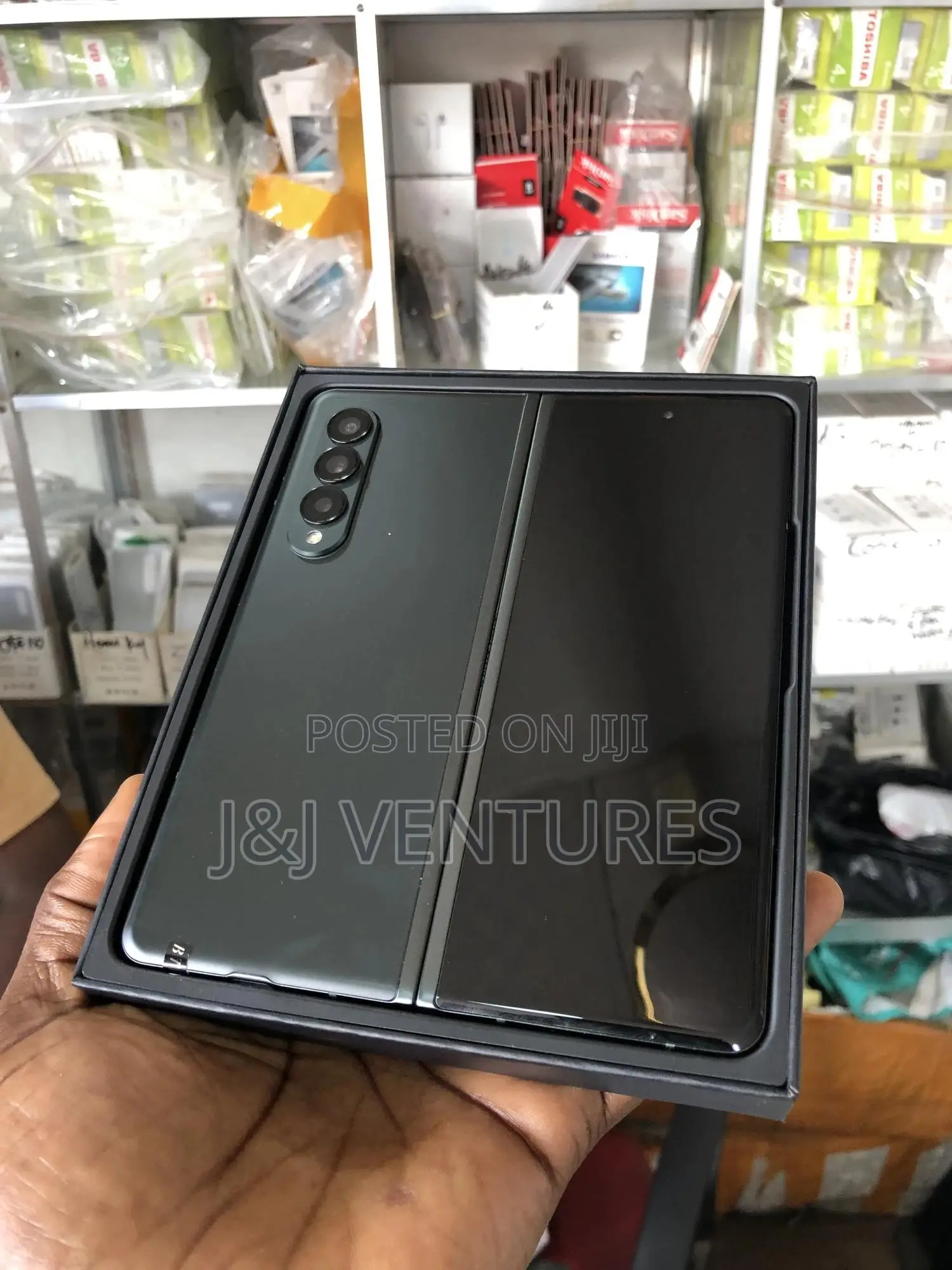 New Samsung Galaxy Z Fold 3 256 GB Black