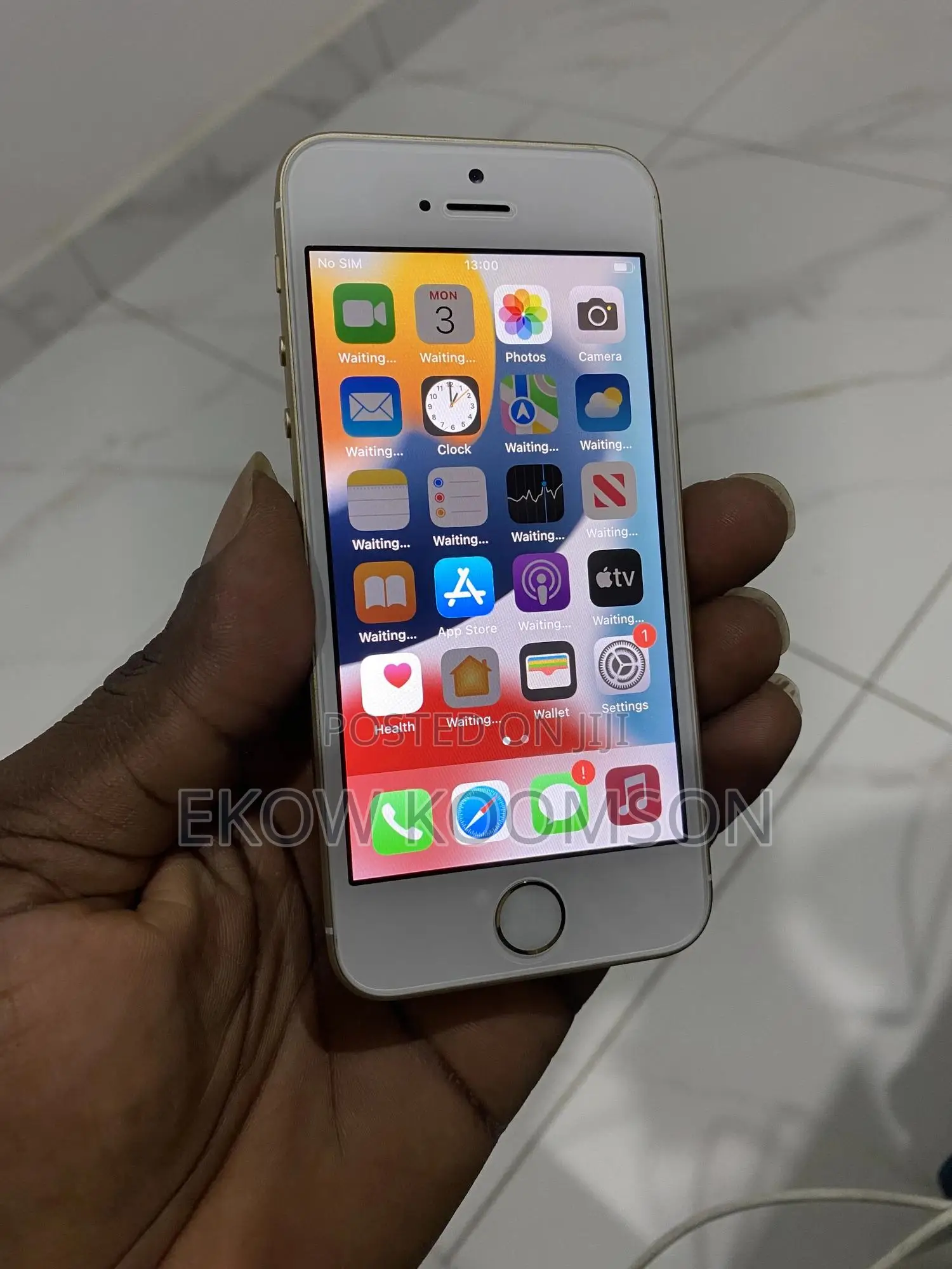 Apple iPhone SE 32 GB Gold