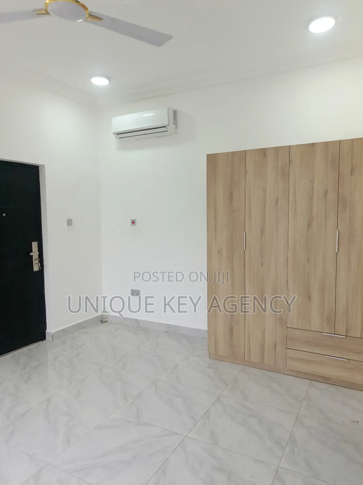 2bdrm Apartment in Unique Key Agency, Airport Residential Area