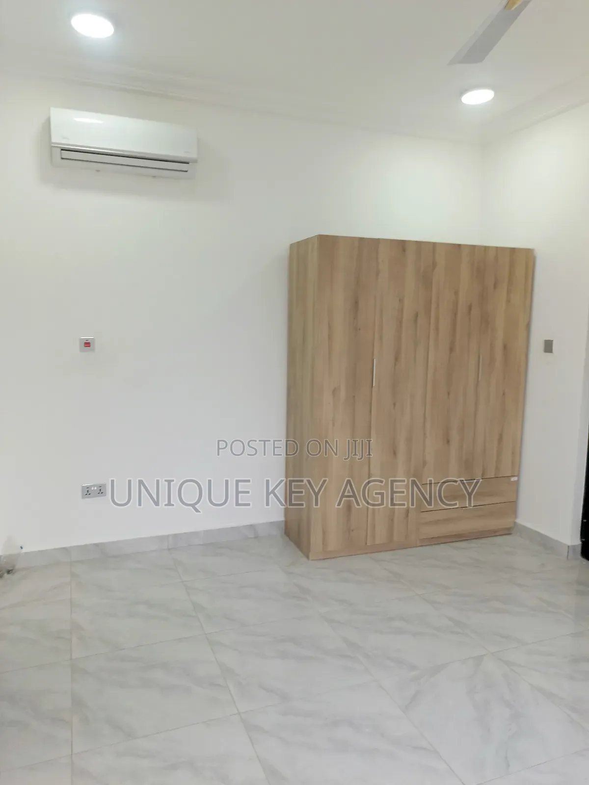 2bdrm Apartment in Unique Key Agency, Airport Residential Area