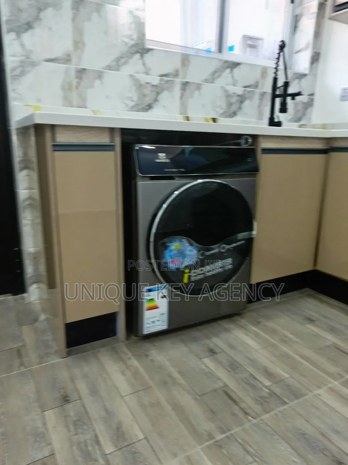 2bdrm Apartment in Unique Key Agency, Airport Residential Area