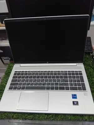 New Laptop HP Envy X360 8GB Intel Core I5 SSD 512GB