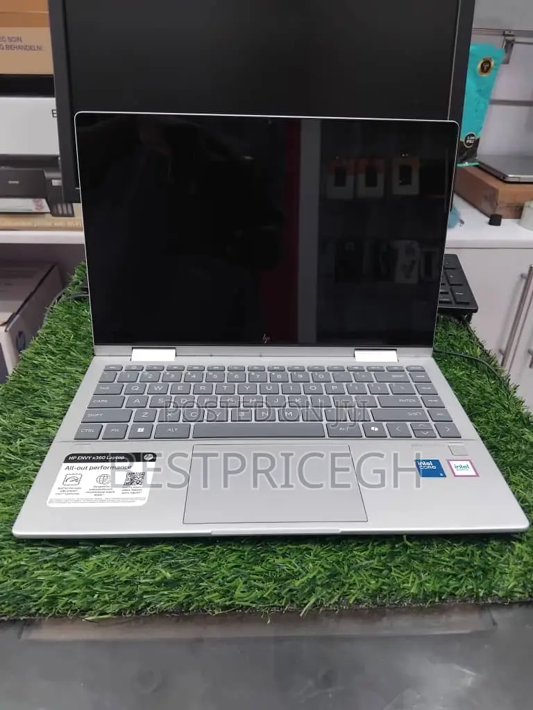 New Laptop HP Envy X360 8GB Intel Core I5 SSD 512GB