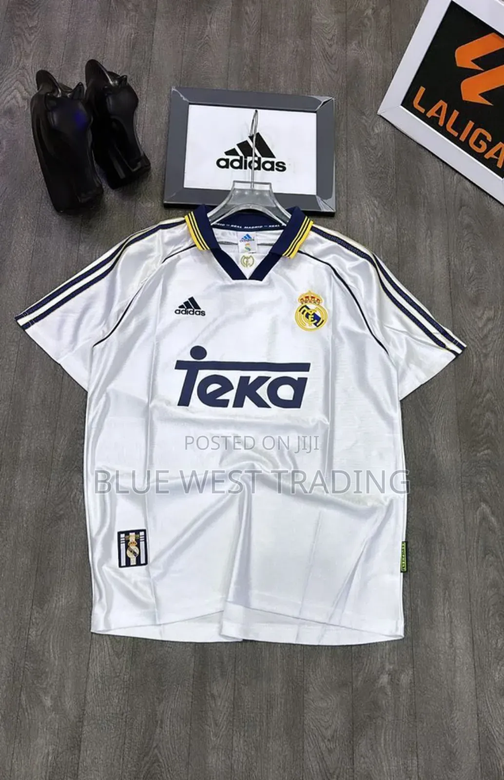 Real Madrid Retro JERSEY