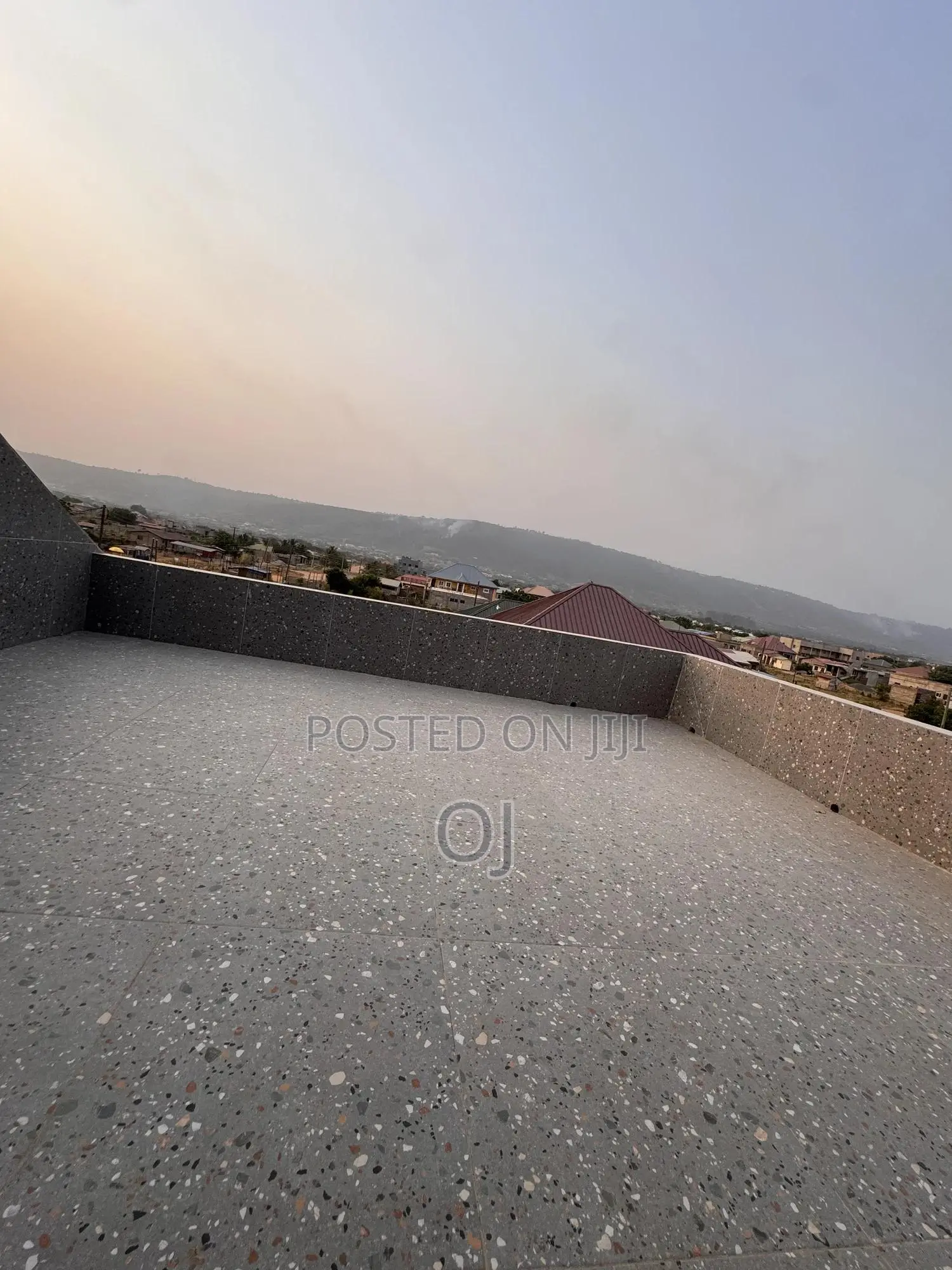 3bdrm Duplex in Arko Homes, Main Station for rent
