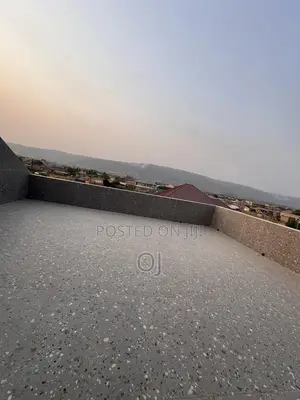 3bdrm Duplex in Arko Homes, Main Station for rent