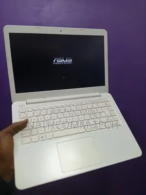 Laptop Asus VivoBook E403NA 4GB AMD SSD 640GB