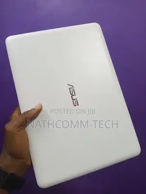 Laptop Asus VivoBook E403NA 4GB AMD SSD 640GB