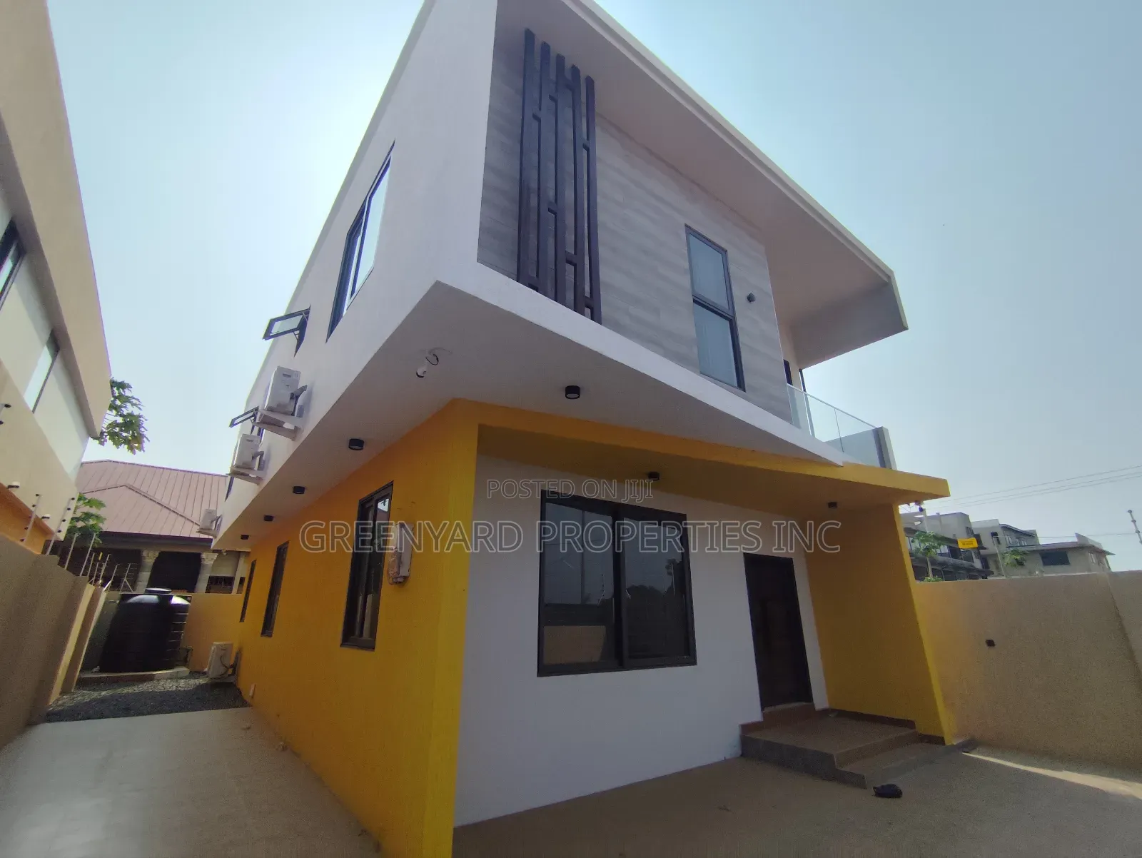 3bdrm Duplex in School Junction, Ashaley Botwe for sale