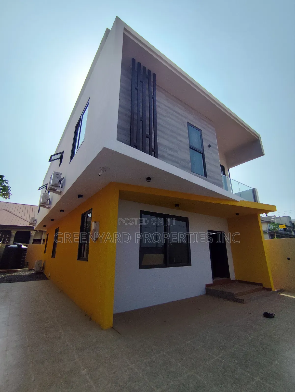 3bdrm Duplex in School Junction, Ashaley Botwe for sale