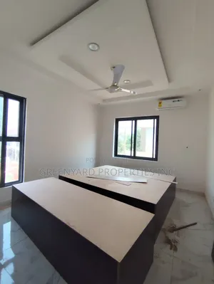 3bdrm Duplex in School Junction, Ashaley Botwe for sale