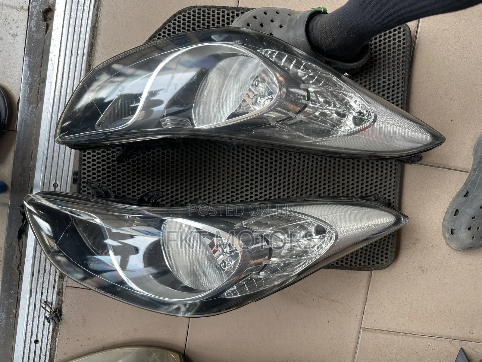 Hyundai Elantra Headlight 2010,2011,2012,2013,2014,2015,2016