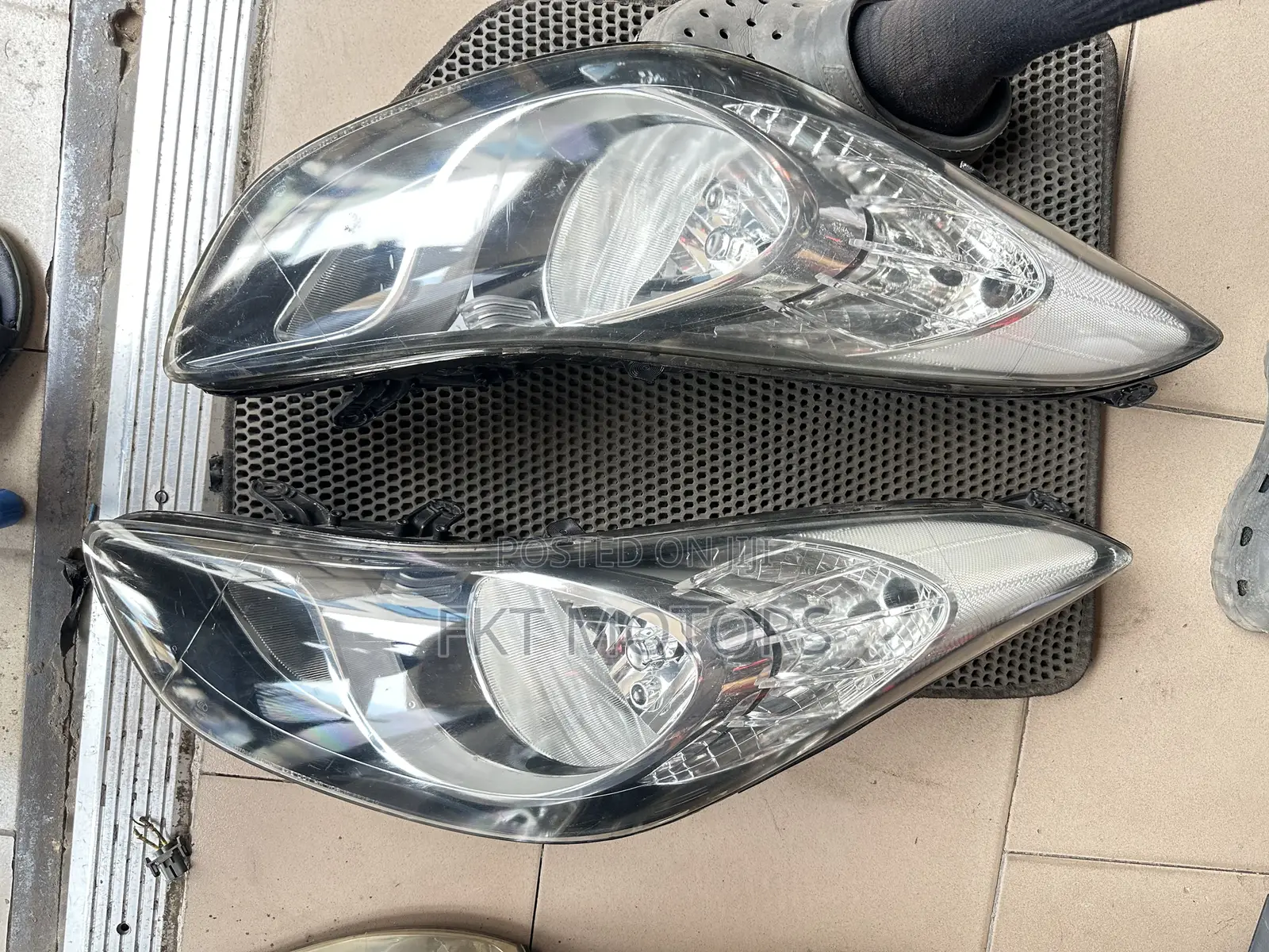 Hyundai Elantra Headlight 2010,2011,2012,2013,2014,2015,2016