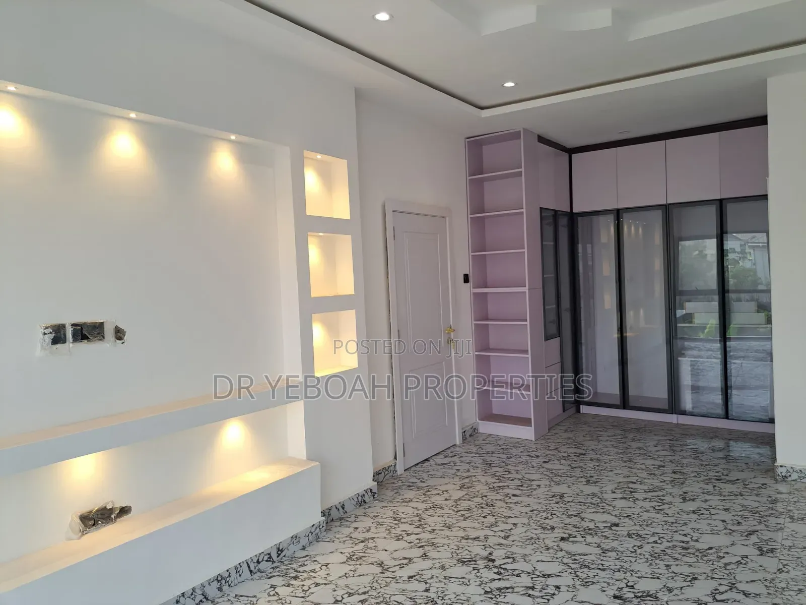 4bdrm Duplex in Lashibi Comm 14:-, Spintex for sale