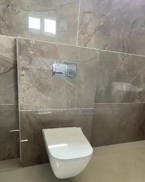 4bdrm Mansion in East Legon for sale
