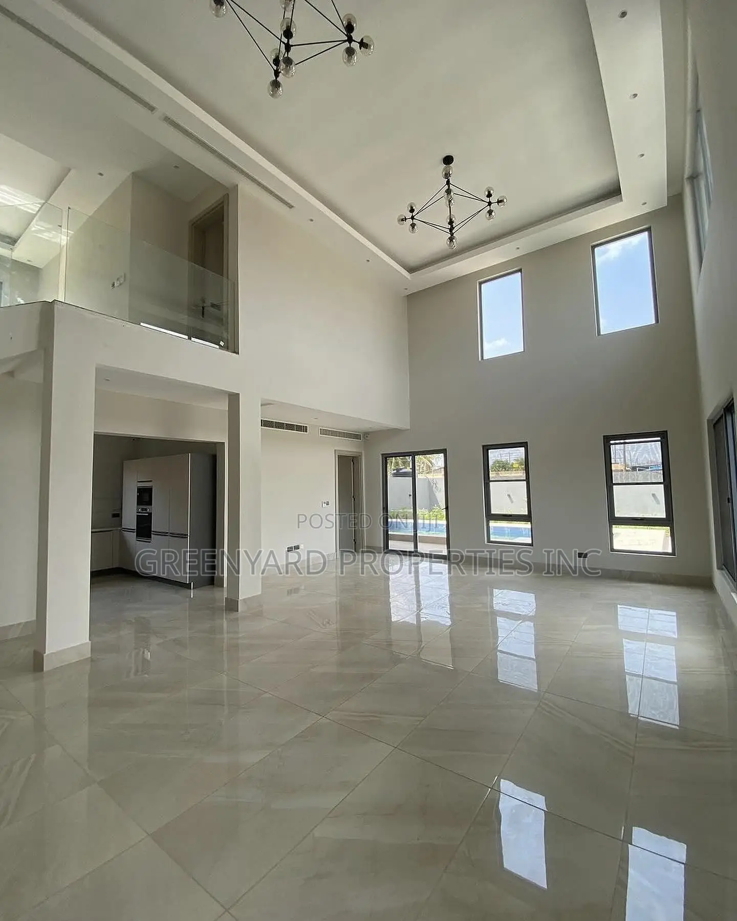 4bdrm Mansion in East Legon for sale