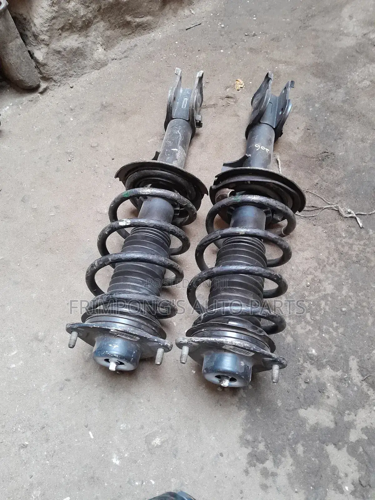 Hyundai Sentafe 2014 To 2018 Front Shocks Absorbers