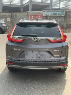 Honda CR-V Touring 4dr SUV AWD (1.5L 4cyl CVT) 2017 Gray