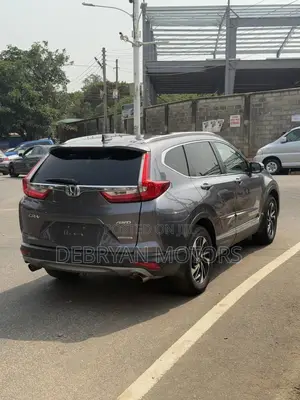 Honda CR-V Touring 4dr SUV AWD (1.5L 4cyl CVT) 2017 Gray