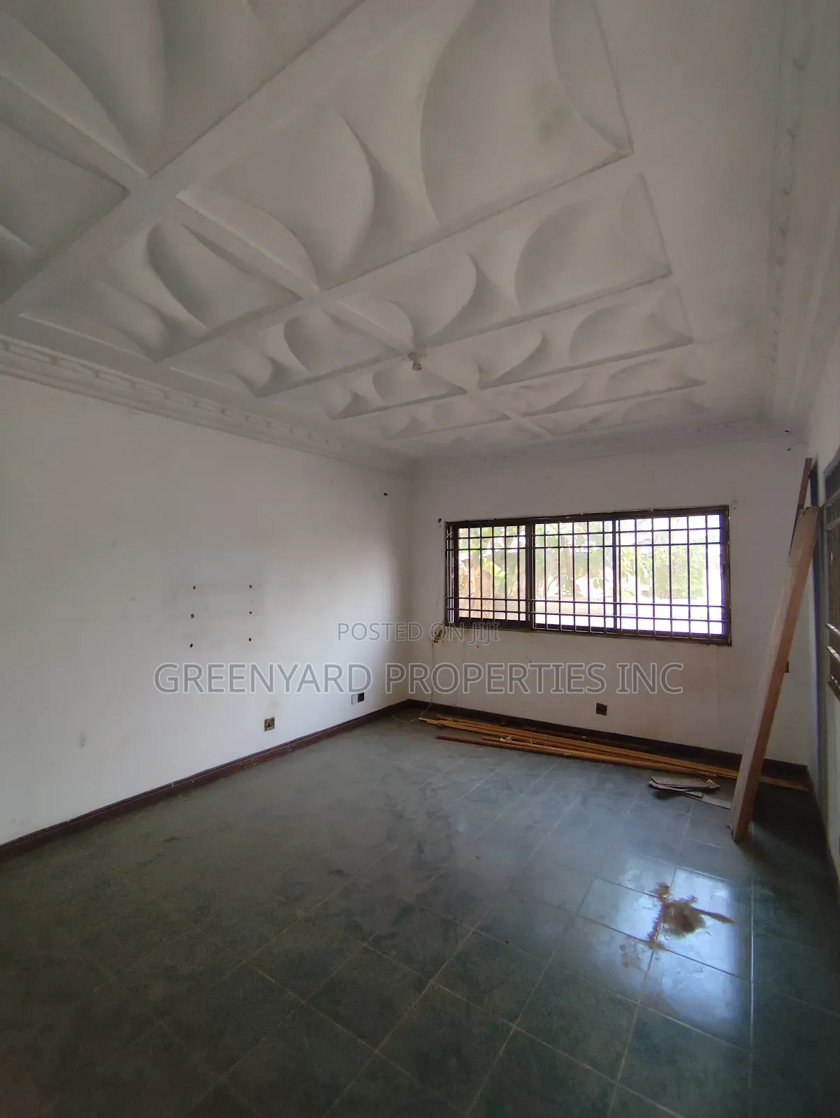 2bdrm House in Housing Down, Adenta for sale