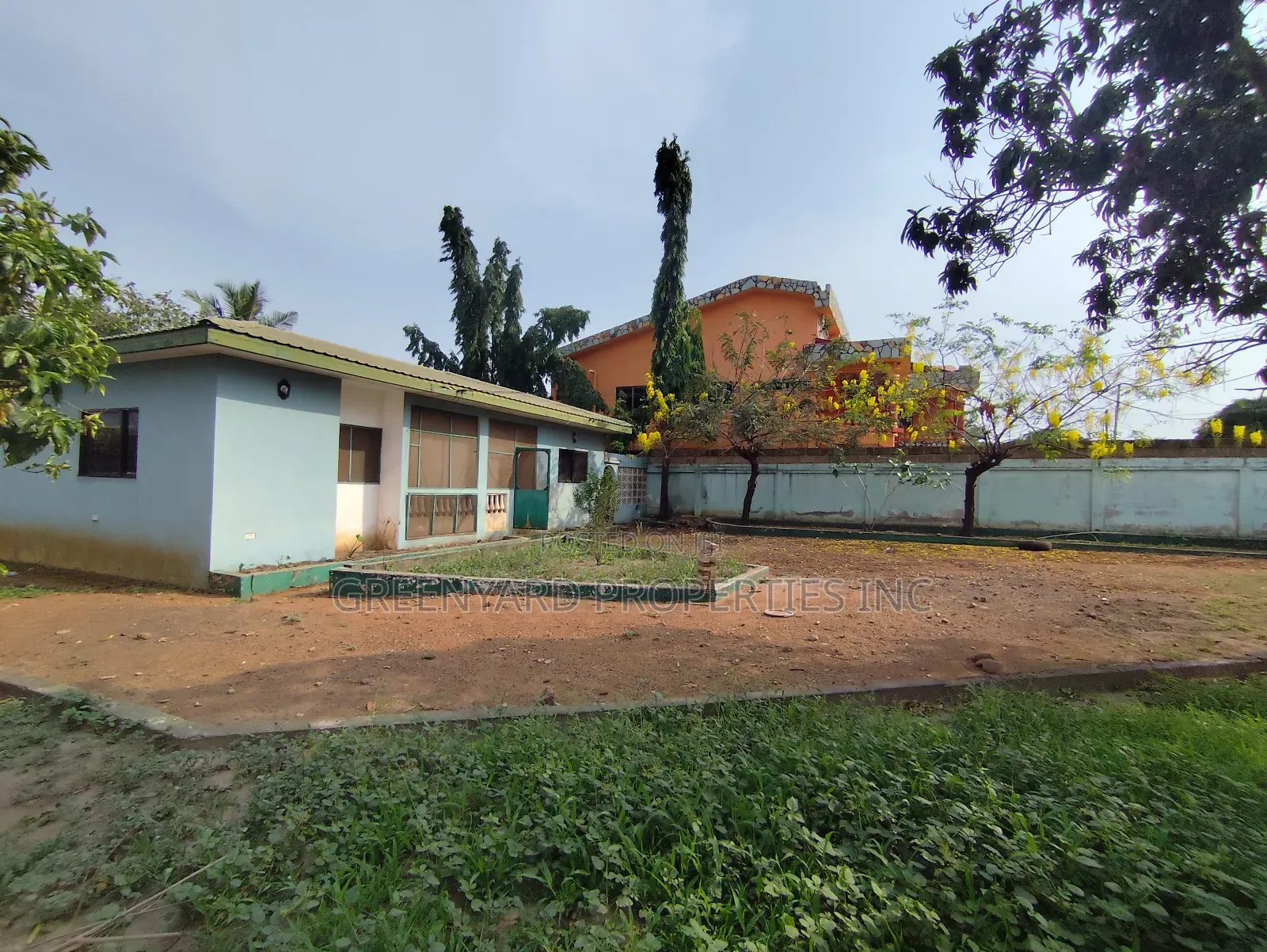 2bdrm House in Housing Down, Adenta for sale