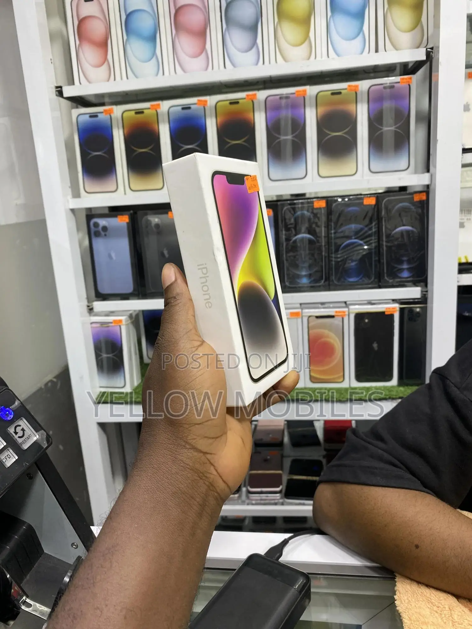 New Apple iPhone 14 256 GB Black