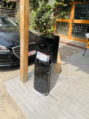 Efficient Pearl PWD 3106 Bottle Down Water Dispenser.