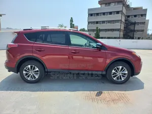Toyota RAV4 2016 Red