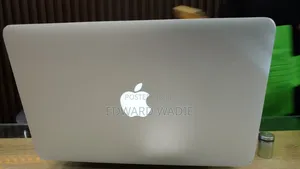 Laptop Apple MacBook Air 4GB SSD 128GB