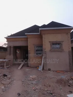 3bdrm House in Mcdollars Realty, Lapaz for sale
