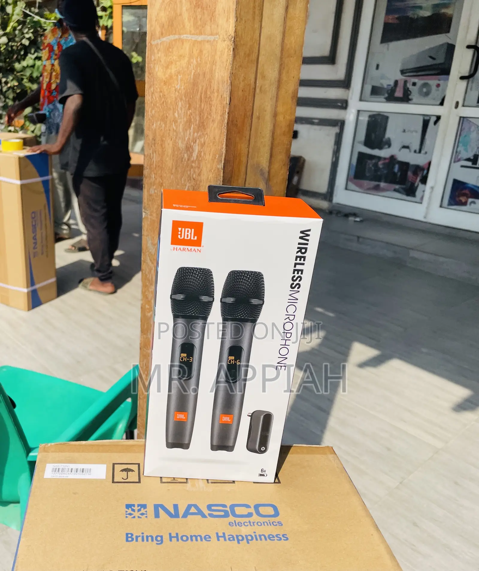 Energy Clear Sound on JBL Wireless Microphone.