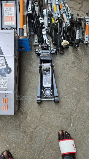 2.5 Ton Floor Jack