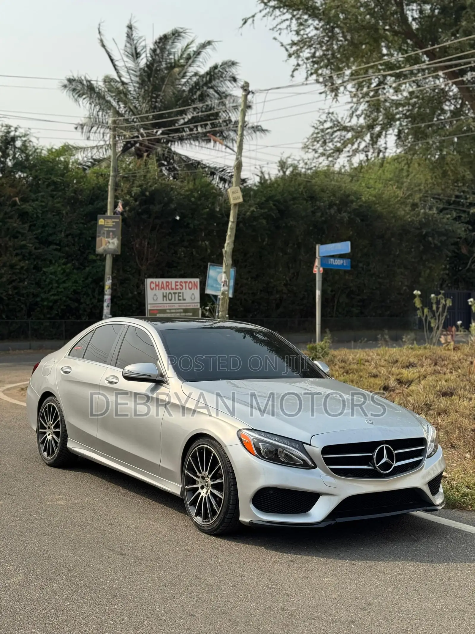 Mercedes-Benz C300 Sport 4Matic Sedan AWD (2.0L 4cyl 7A) 2017 Silver