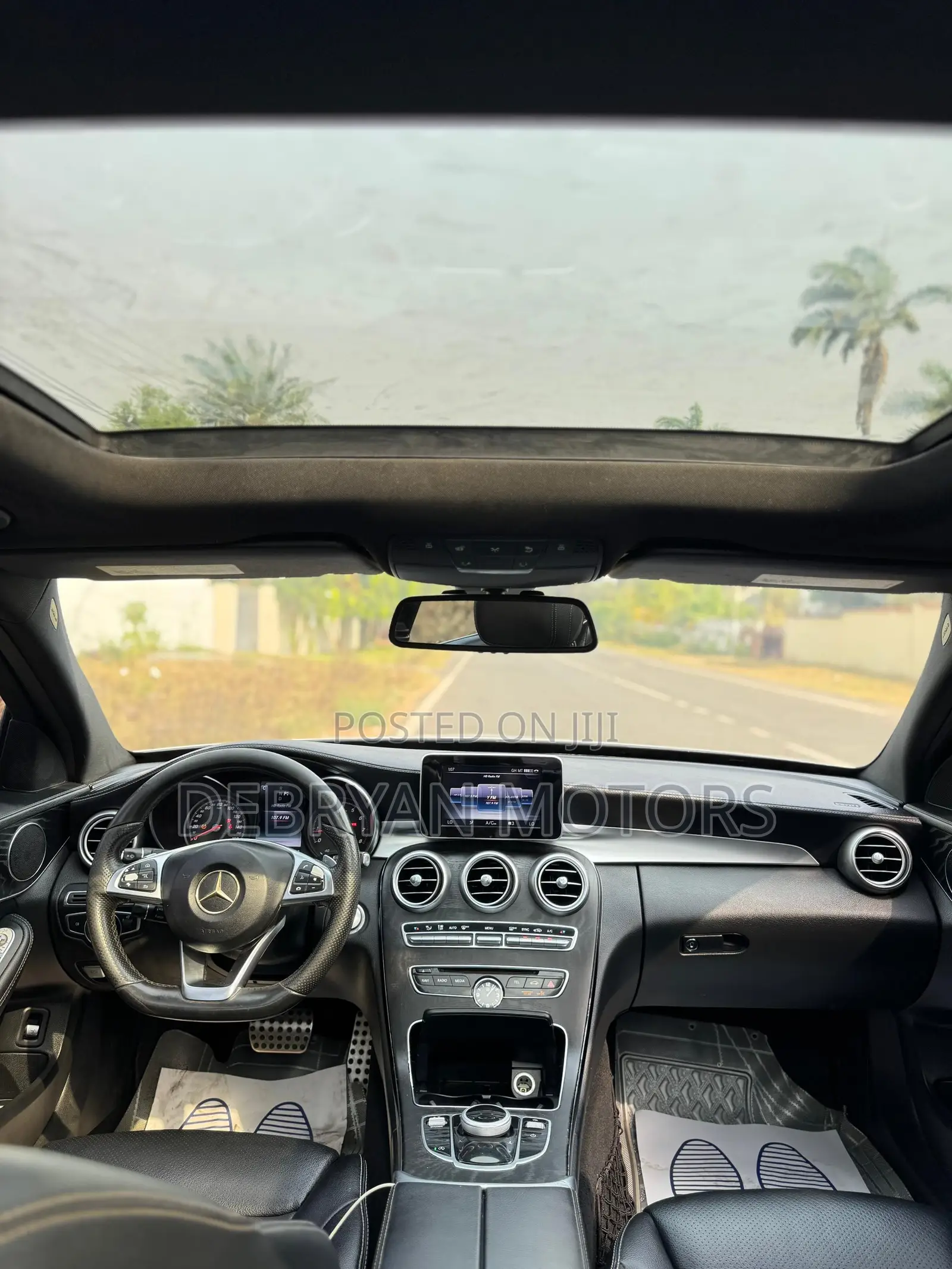 Mercedes-Benz C300 Sport 4Matic Sedan AWD (2.0L 4cyl 7A) 2017 Silver