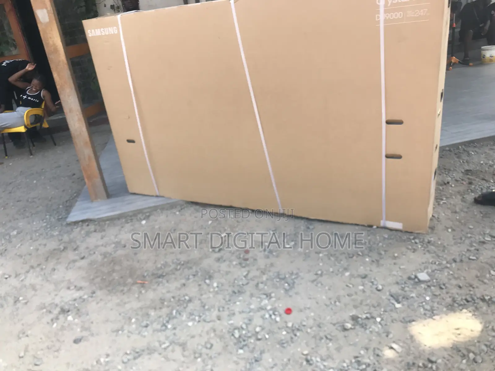 Compact and Convenient LED Crystal Black Tv 98” D Series