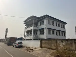 10bdrm Mansion in Circle, Accra Metropolitan for sale