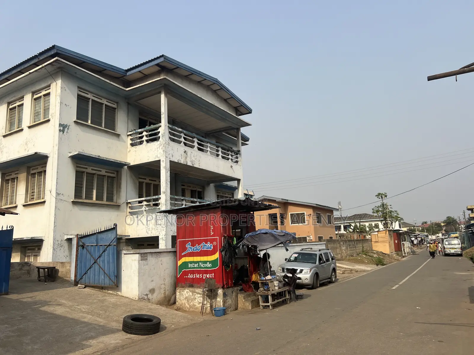 10bdrm Mansion in Circle, Accra Metropolitan for sale