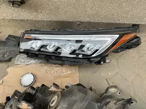 Highlander 2017,2018,2019 Headlights Led Spec