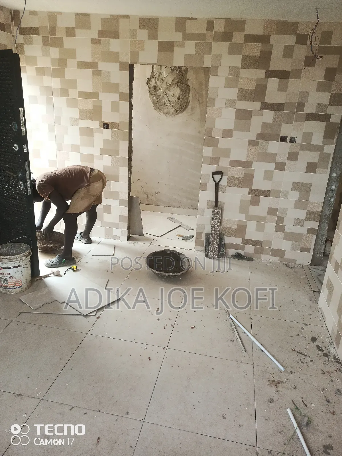 Excellent Tilling Workers