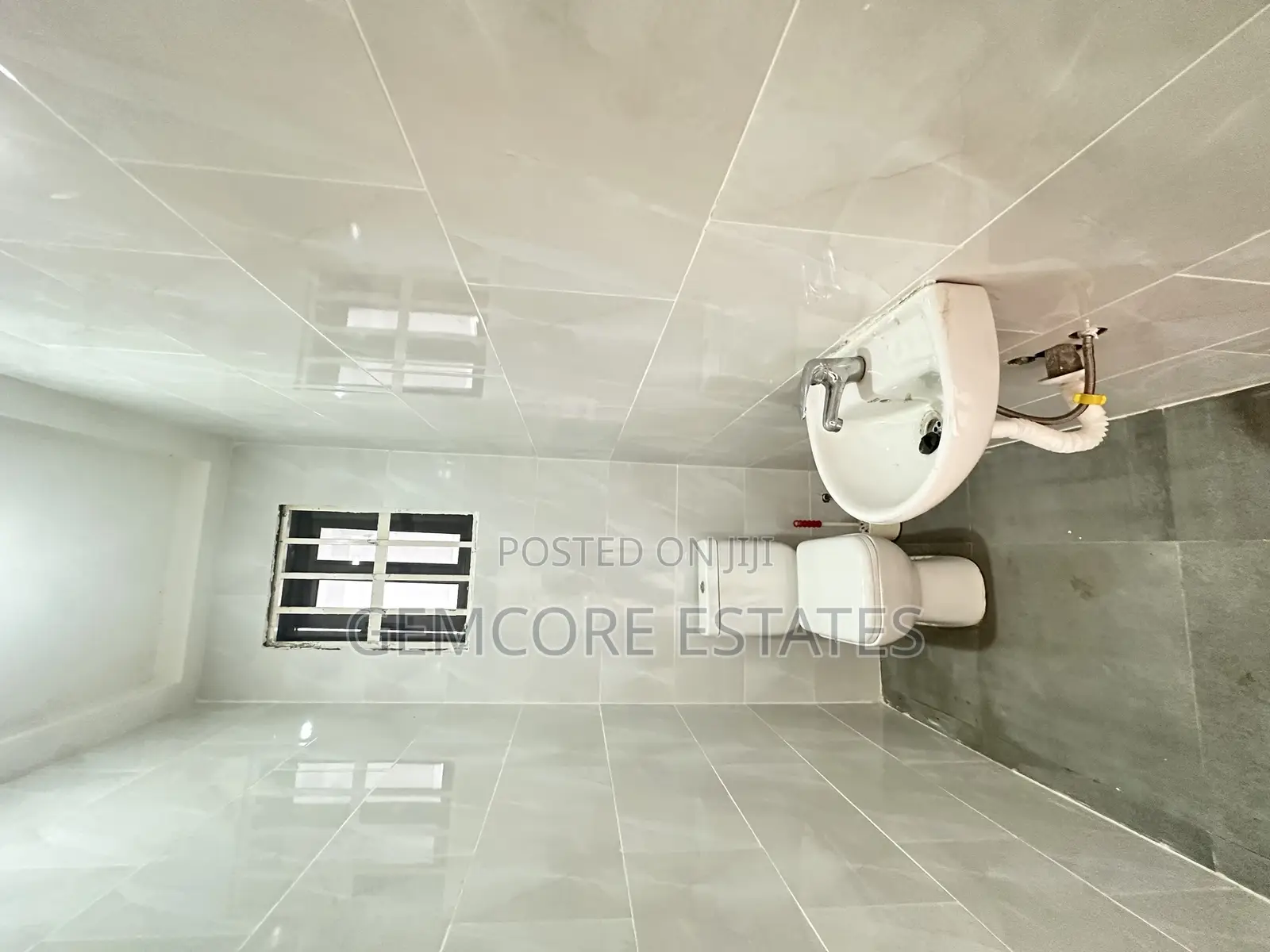 2bdrm Townhouse / Terrace in East Legon Hills, Ashaley Botwe for rent