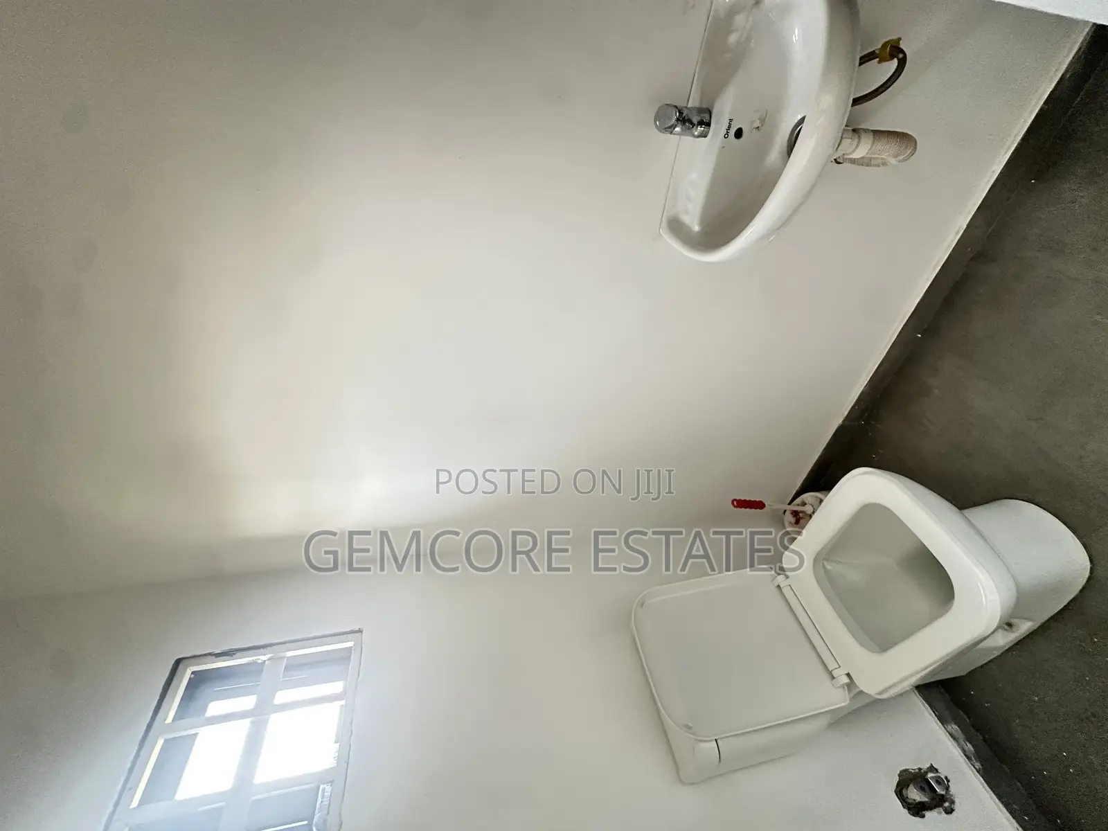 2bdrm Townhouse / Terrace in East Legon Hills, Ashaley Botwe for rent