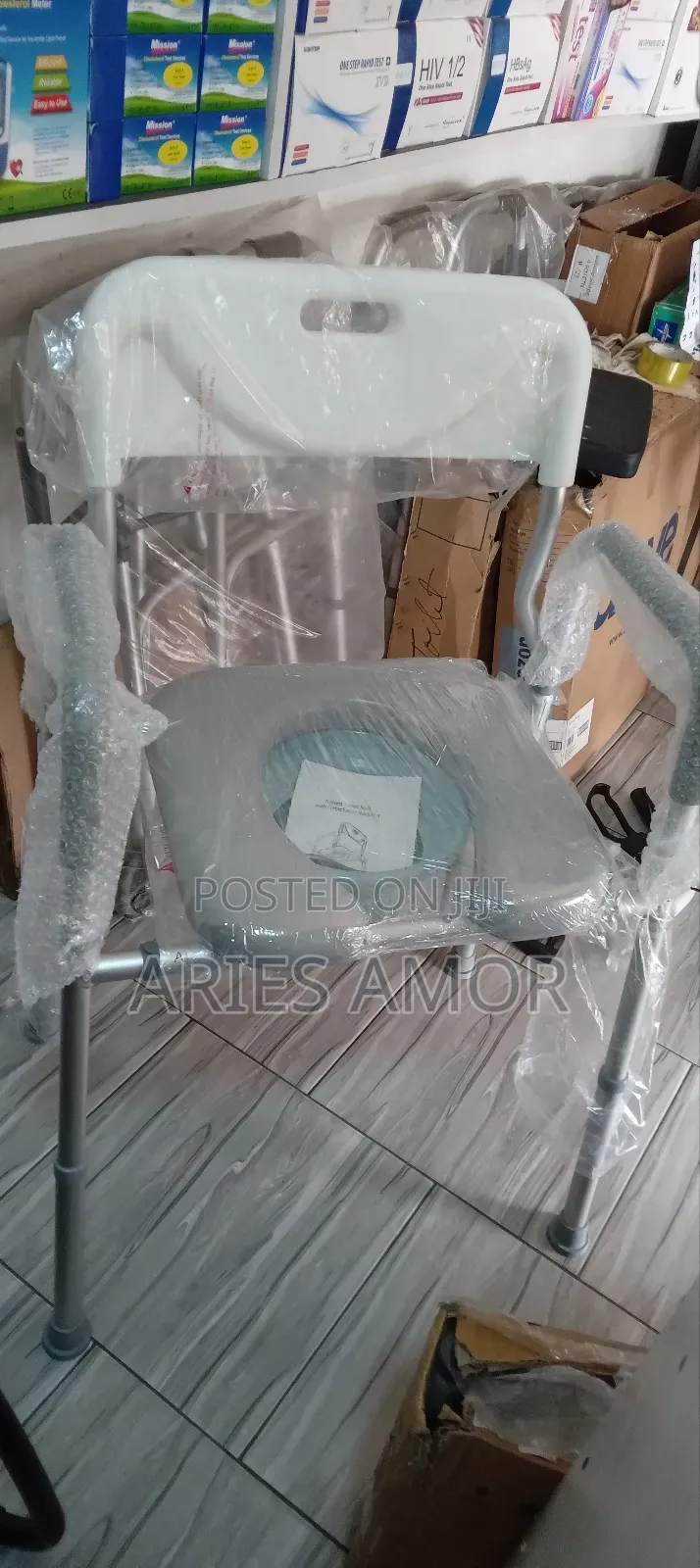 Raised Toilet Seat With Detachable Backrest