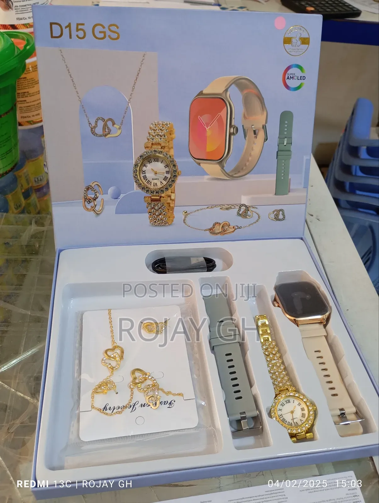 D15 GS Smartwatch With Quartz Watch, Chain, Earrings, Etc.
