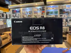 Canon Eos R8 Mirrorless Camera With Rf 24-50mm