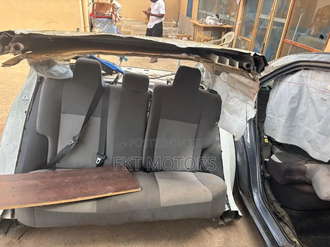 Toyota Corolla Back Cut 2013,2014,2015,2016,2017,2018,2019